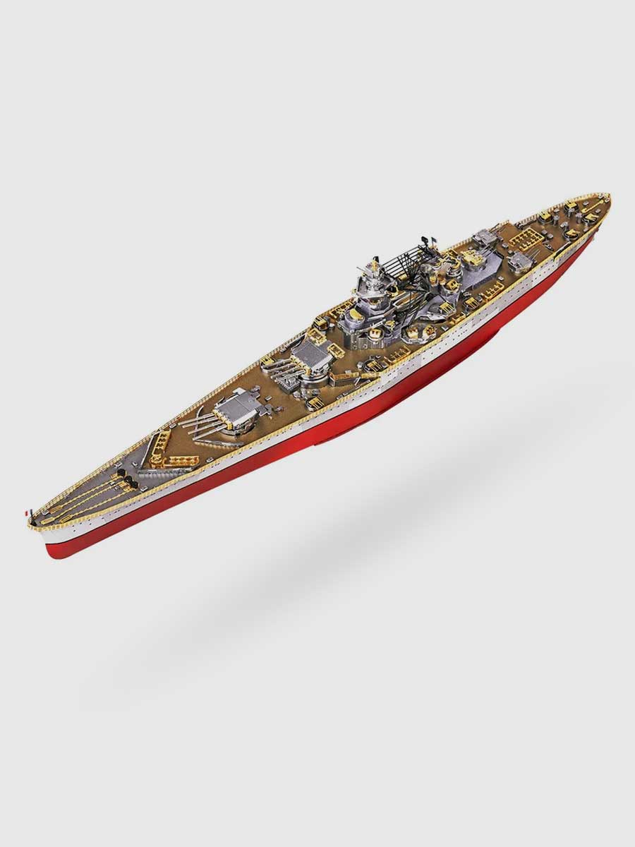 Maquette bateau : Cuirassé français Richelieu 1946 - Trumpeter - Rue des Maquettes Maquette bateau : Cuirassé français Richelieu 1946 - Trumpeter - Rue des Maquettes