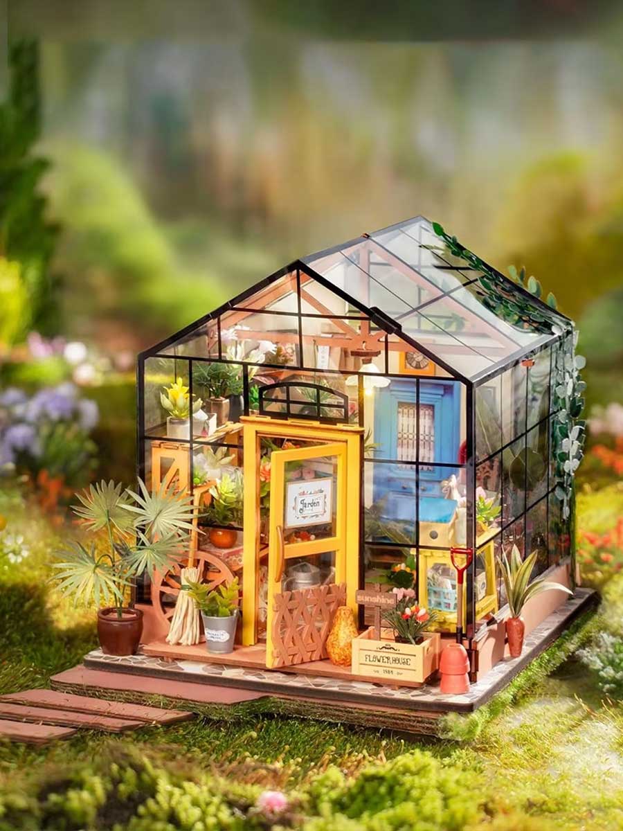 Maison Miniature DIY en Bois avec Meubles | Robotime - GoCrazyPuzzle