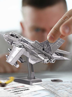 Maquette Avion de Chasse Métal « Tornado » – Puzzle 3D à Construire - GoCrazyPuzzle