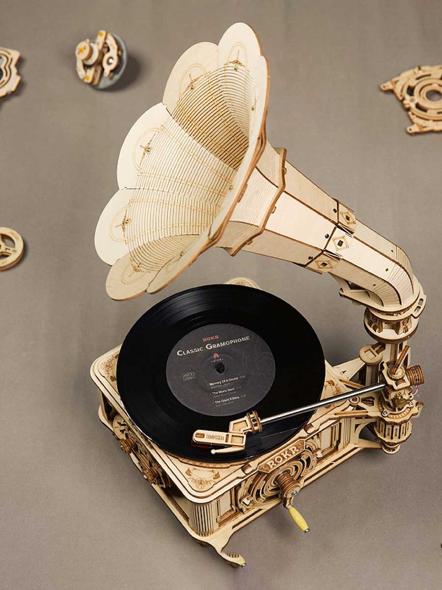 Maquette en Bois Gramophone à Manivelle | Robotime